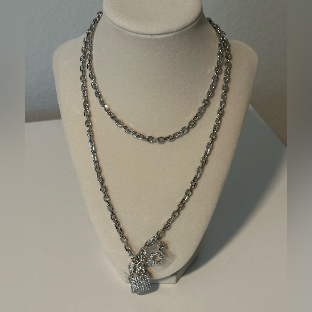 Elegant Silver Necklace with Padlock and Key Pendant